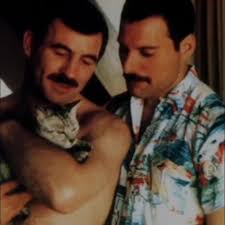 Soundcloud Music Is Die by Regina Hutton