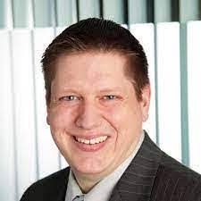 Christopher Eisen's Instagram, Twitter & Facebook