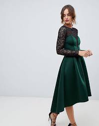 Questa stagione i coordinati cool, le tute da red carpet e gli abiti da cerimonia sono sul menu delle occasioni speciali. Asos Design Vestito Da Cerimonia Midi A Maniche Lunghe Con Top In Pizzo Asos