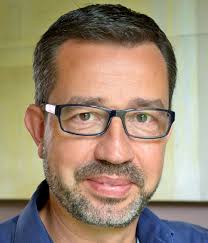 Ralf Schneider ab 1. März Nachfolger von Peter Wenzel auf dem Lehrstu...