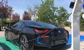 Statie de incarcare masini electrice, fixa, alimentare monofazata, 230v/16a, 3.6 kw, cu outlet type 2. Statie Incarcare Autoturisme Electrice Bmw I8 Bmw Bmw I8 Electric Cars