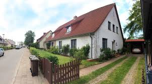 Nach dem aktuellen stand der ermittlungen wurde ein hornissennest abgebrannt. Haus Zum Verkauf Am Burgwall 13 18528 Bergen Auf Rugen Rugen Kreis Mapio Net