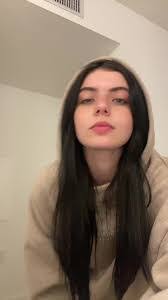 Mary Flahive's Instagram, Twitter & Facebook