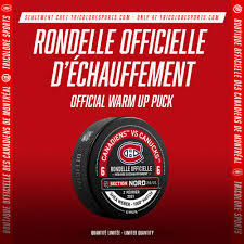 Relisez la couverture en direct du match du canadien contre les canucks de vancouver. Tricolore Sports Quantites Limitees Et Livraison Gratuite Offrez Vous Une Piece Du 1000eme Match De Shea La Rondelle Officielle D Echauffement Montreal C Vancouver 02 02 2021 De La Glace Du Centre