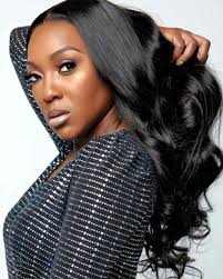 Meet Da'Cia Cheveux, a seasoned stylist and educator with 18+ years of  experience, based at @dacia_cheveux inside Sola Salons Centennial. 💇🏾‍♀️✨  As a luxury hairstylist, international bridal artist, and extension expert  trained