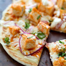 Elyse Ellis Elyseaellis Posted On Instagram If You Don T Know By Now I Love Me A Good Pita Pizza Make This Recipe In 2020 Pita Pizzas Recipes Healthy Recipes
