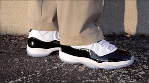 Today we have a detailed look and review of the women's air jordan 11 low concord sketch. Air Jordan 11 Concord Style Tips Youtube