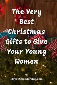 By looking at the hex code data in each pixel, we can see the hues that are primed to dominate in the year to come. Alisa Bluth Blutha Profile Pinterest