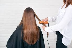 Merupakan layanan pra & pasca pemotongan rambut yang diperlukan untuk menyegarkan dan merekondisi rambut sehingga lebih teratur. Cara Halus Menolak Rekomendasi Hair Stylist Tanpa Menyinggungnya