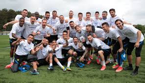 Tutta la squadra blucerchiata, compreso il tecnico claudio ranieri che in passata aveva allenato l'inter. X 9bskgmaq2mpm