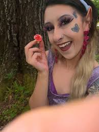 I always wondered how they got inside!😵‍💫