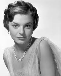 Anne dazzles in a publicity portrait for her second film, TONIGHT WE SING  (1953), dir. Mitchell Leisen. The great Leisen was #BOTD 🎂 in 1898, and  while certainly not best remembered by