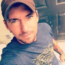 Chris Jehle's Instagram, Twitter & Facebook