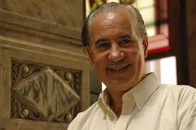 Volvemos a un libro conmovedor de Ruperto Long