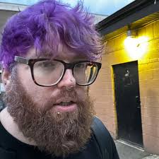 Are there tattoo artists in the Murray to SLC area available for walk-ins  for small tattoos?