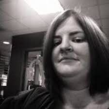 Evie Marie Warner: Film/theatre journalist, lo…