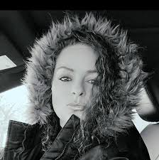 Alek Yel is missing from Des Moines, Iowa!! She is only 15 years old and  did not have any of her possessions (including her phone) at the time of  her disappearance. She