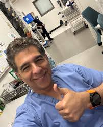 Well, since all my friends are posting Easter pictures, I guess I will too!  😂 Happy Easter! And stay out of the ER! ￼