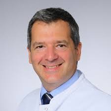 Tracy Prouty's Instagram, Twitter & Facebook