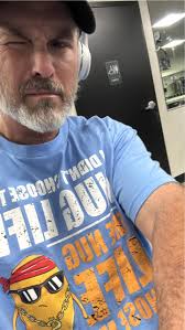 Out with the Old in with the New🔥🔥🔥 . “The Crew” Official Heavy Cotton  Workout Tee's Coming Soon‼️