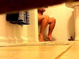 Spiate In Bagno Porno Culonudo Com