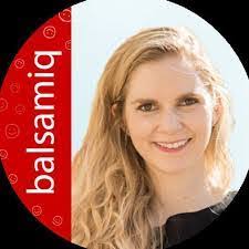 Kendra Kirk's Instagram, Twitter & Facebook