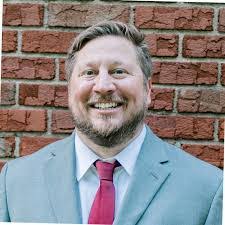 Bonnie Naylor's Instagram, Twitter & Facebook