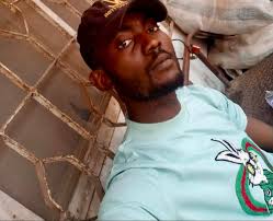 Leh dem hold u ooo” is a phrase that's currently trending in Sierra Leone.  Unfortunately, many people do not know where it comes from. If this had  been in an advanced country,