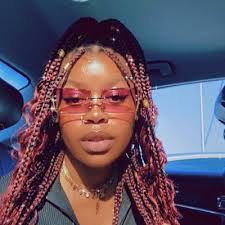 Emma Waggoner (@WaggonerEmma)