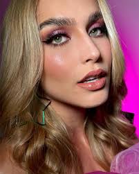 Bibi González Beauty (@ByBibiGonzalez) • Facebook