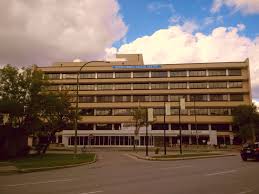 You have severe eye pain not relieved by tylenol. Misericordia Health Centre Wikipedia