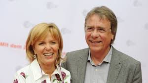 Doris dörrie, heiner lauterbach, ulrike kriener, uwe ochsenknecht, stichwort: Ulrike Kriener Privat Schmerzhafter Verlust So Tragisch War Der Tod Ihres Kindes News De