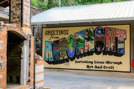 Meet The Artists 2021 Live Auction 216