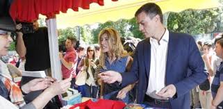 Se trata de nadia calviño —hija de josé maría calviño, el primer presidente socialista de rtve de la era felipe. Pedro Sanchez Asegura Que No Habra Gobierno Del Pp Si Es Por El Psoe