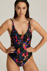 All the links are below, and no, i do not make. Triangle Padded One Piece Swimming Suit Oasis Black Cactus Prima Donna Dessus Dessous Lingerie