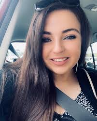 Monique Lee's Instagram, Twitter & Facebook