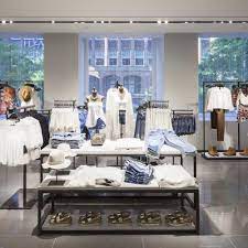 Zara Zeigt Flagge In Hamburg Stores Shops