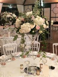 centre de table mariage dans verre martini decoration table ronde mariage centre de table mariage deco mariage table ronde