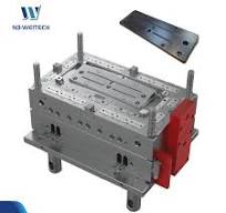 Plastic Injection Tooling for Auto Part PA6-GF15 Cover