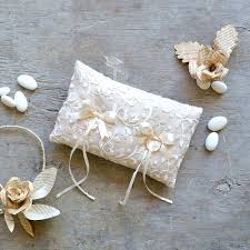 We did not find results for: Cuscino Porta Fedi Rettangolare In Lino Con Ricamo La Figurina Shop