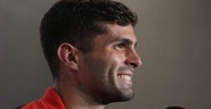 SOCCER MEDIA PODCAST: FrontRowSoccer editor Lewis talks MLS Cup, World Cup,  history