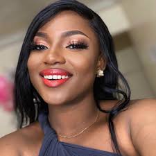 Make up de qualité 🔥🔥 . . . . . . . . . @magic_side_makeup_226 made it❤️