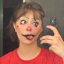 My name is Nora O'Donnell and I'm from Brooklyn, NY! In Back County Crimes  I play Mrs. Draughn, Miss Pearl Avery, and Celia Parker. Fun fact: I used  to fence 🤺 also