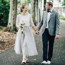 Das brautkleid von prinzessin eugenie. Brautkleider Wadenlang Archive Noni