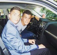 Blick.ch bietet ihnen aktuelle nachrichten und analysen zum thema. Pin On Xhaka