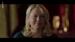 Kareena kapoor, imran khan, boman irani and others. Hiho2qbz3taqfm