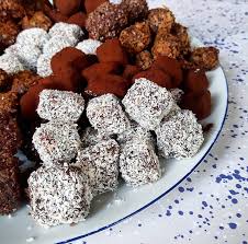 Truffes Au Chocolat Faciles Et Originales Gratinez Truffes Au Chocolat Truffe Recette Recette Truffe Chocolat