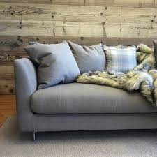 Per rinnovare il tuo arredo o abbellire il tuo divano, i nostri cuscini e fodere moltiplicano le forme, i colori e gli stili. Divano Per Case Di Montagna Modello Sleek Moderno Tortora Sfoderabile