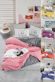 Çift kişilik nevresim takımı kategorisinde, her zevke uygun modern ve kullanışlı, %100 pamuk ranforce & akfil & saten nevresim takımları sizi bekliyor. Trendy Colours Cift Kisilik Nevresim Takimi Fiyatlari Hepsinerakip