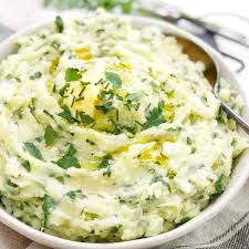 For this basic recipe, we used a blend of red and russet potatoes. Spinach Mashed Potatoes Chef Not Required